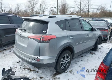 2016 Toyota Rav4 Le z USA, uszkodzony, nr VIN 2T3ZFREV0GW243490